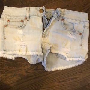 Light wash shorts